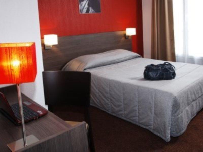Comfort Aparthotel Nimes Centre Zewnętrze zdjęcie