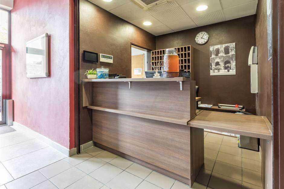 Comfort Aparthotel Nimes Centre Wnętrze zdjęcie